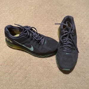 Nike Airmax Sneakers